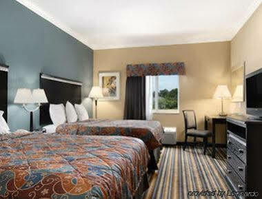 Days Inn By Wyndham Rockdale Texas Dış mekan fotoğraf